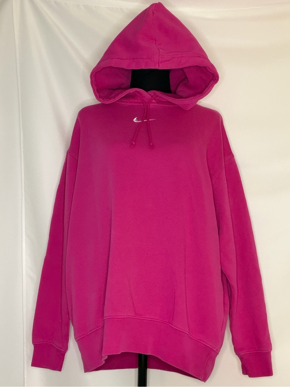 HOT PINK NIKE SWEATSHIRT
